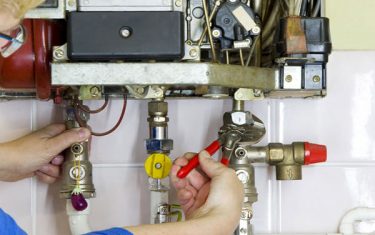 how to train as a gas engineer